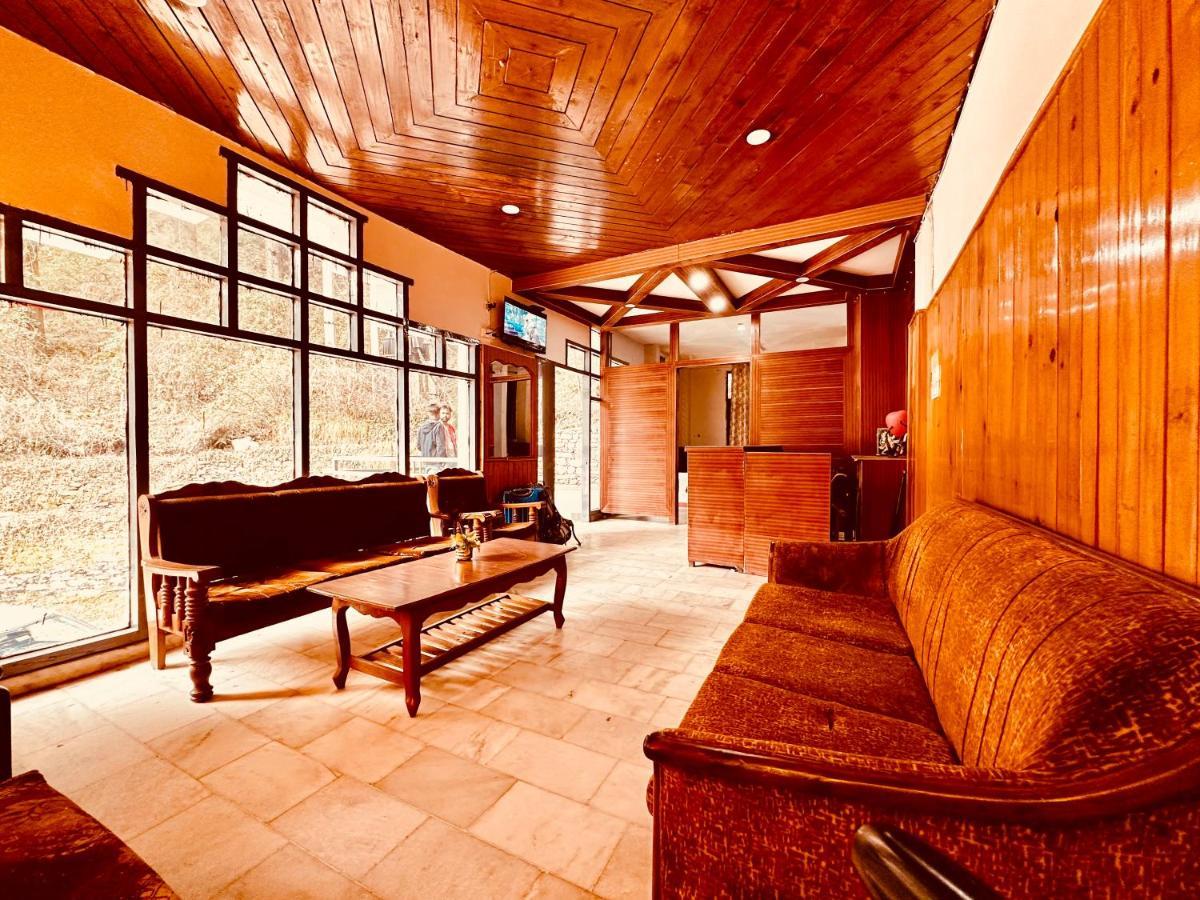 Hotel D Kanchan Manali Bagian luar foto